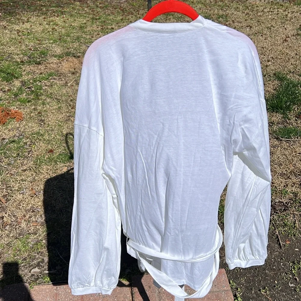 🆕⭐ JCrew White Wrap Front Long Sleeve Top